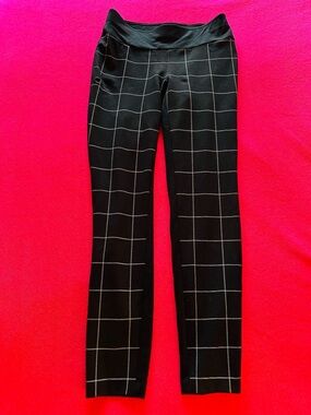 INC International Concepts Women’s Black & White Stretch Pants